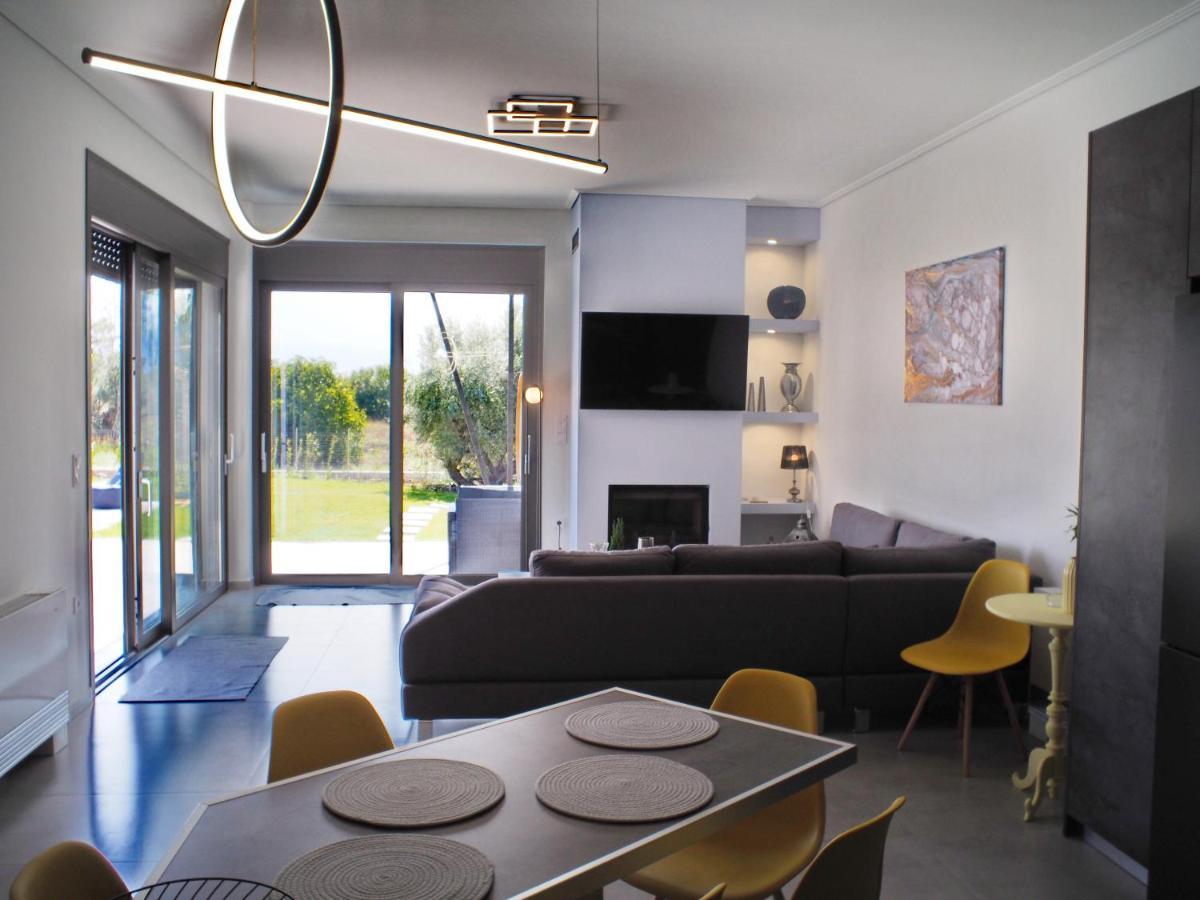Nostos Luxury Villas With Private Pool In Nafpaktos Buitenkant foto