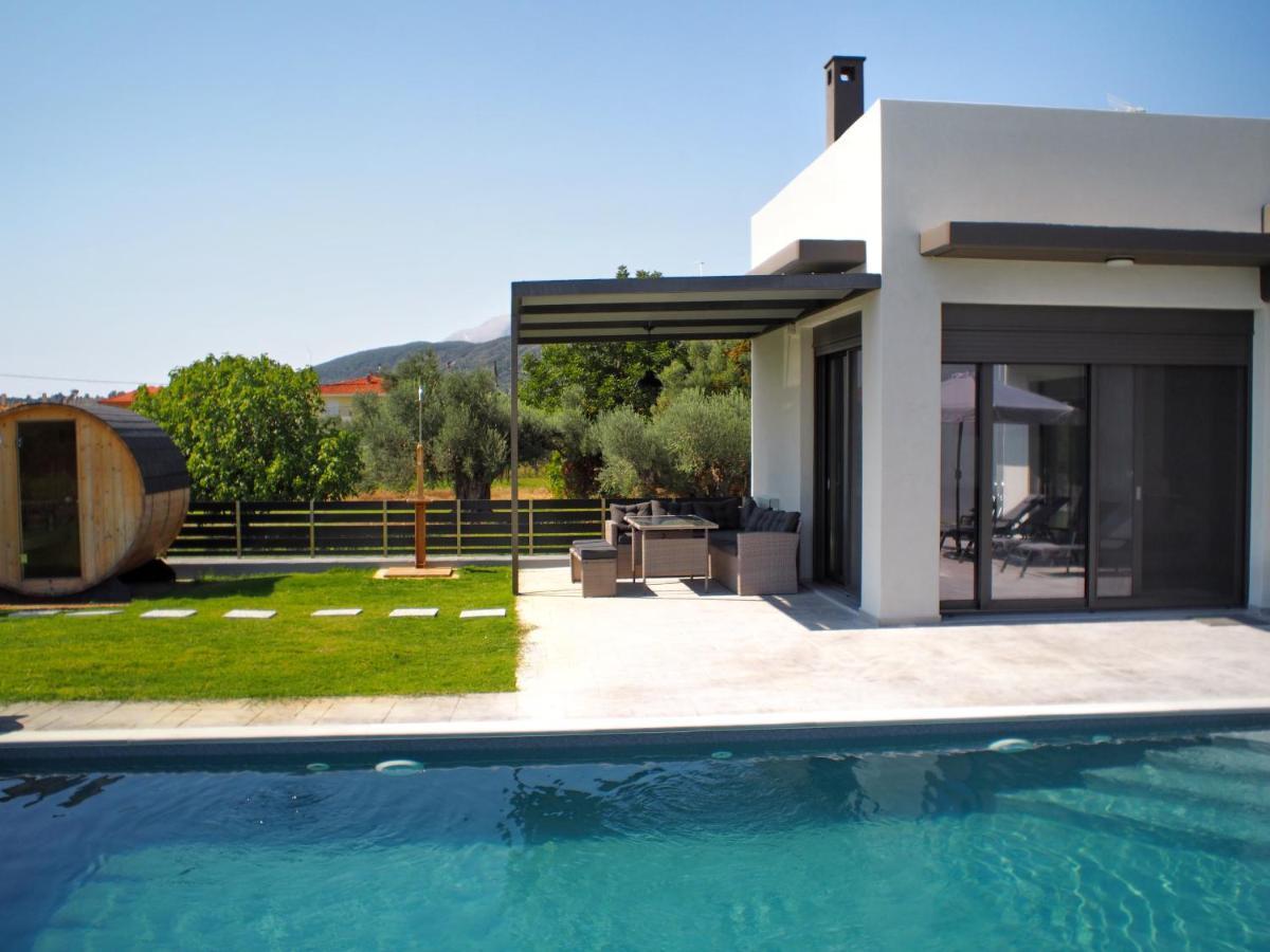 Nostos Luxury Villas With Private Pool In Nafpaktos Buitenkant foto