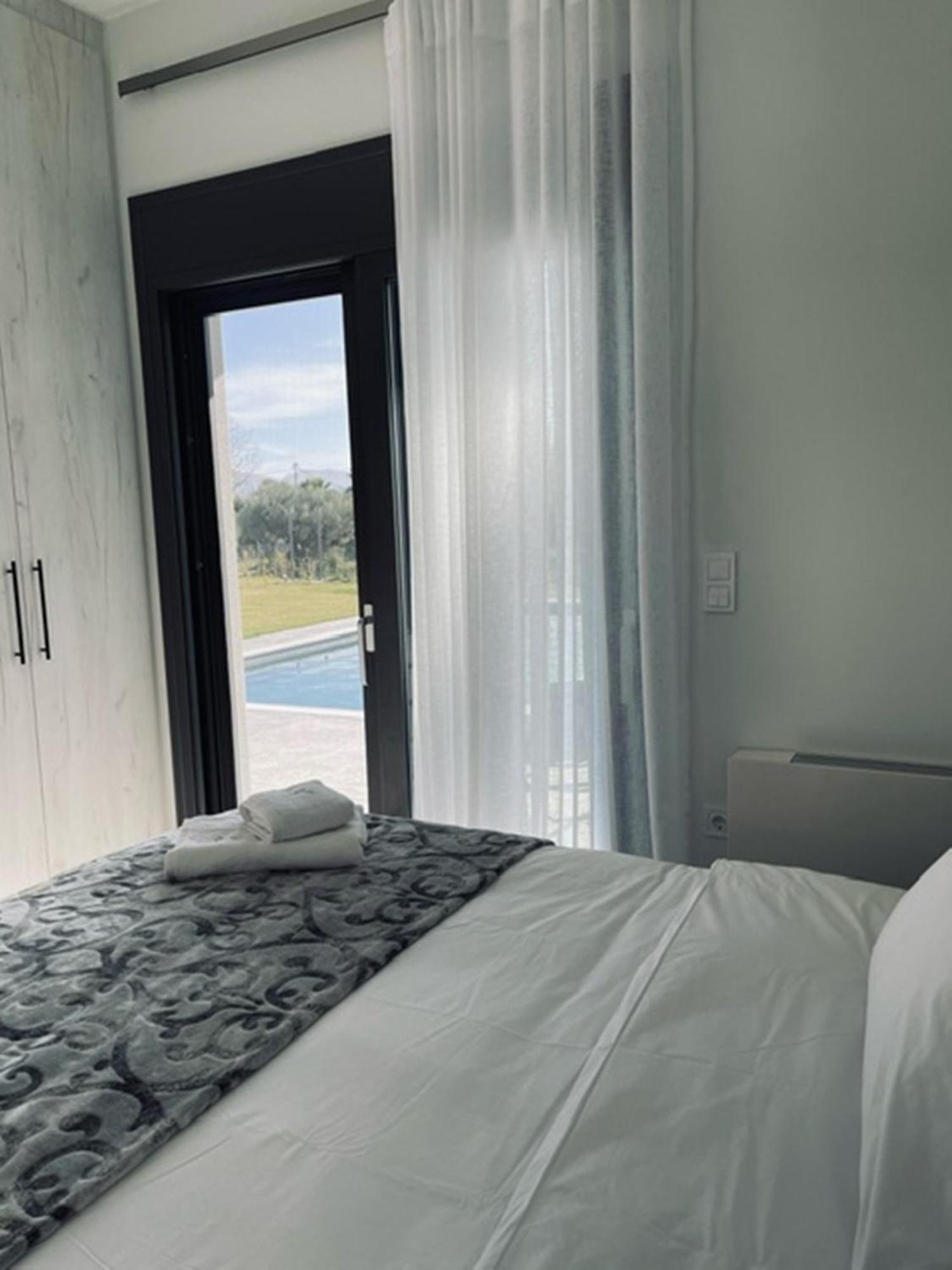 Nostos Luxury Villas With Private Pool In Nafpaktos Buitenkant foto