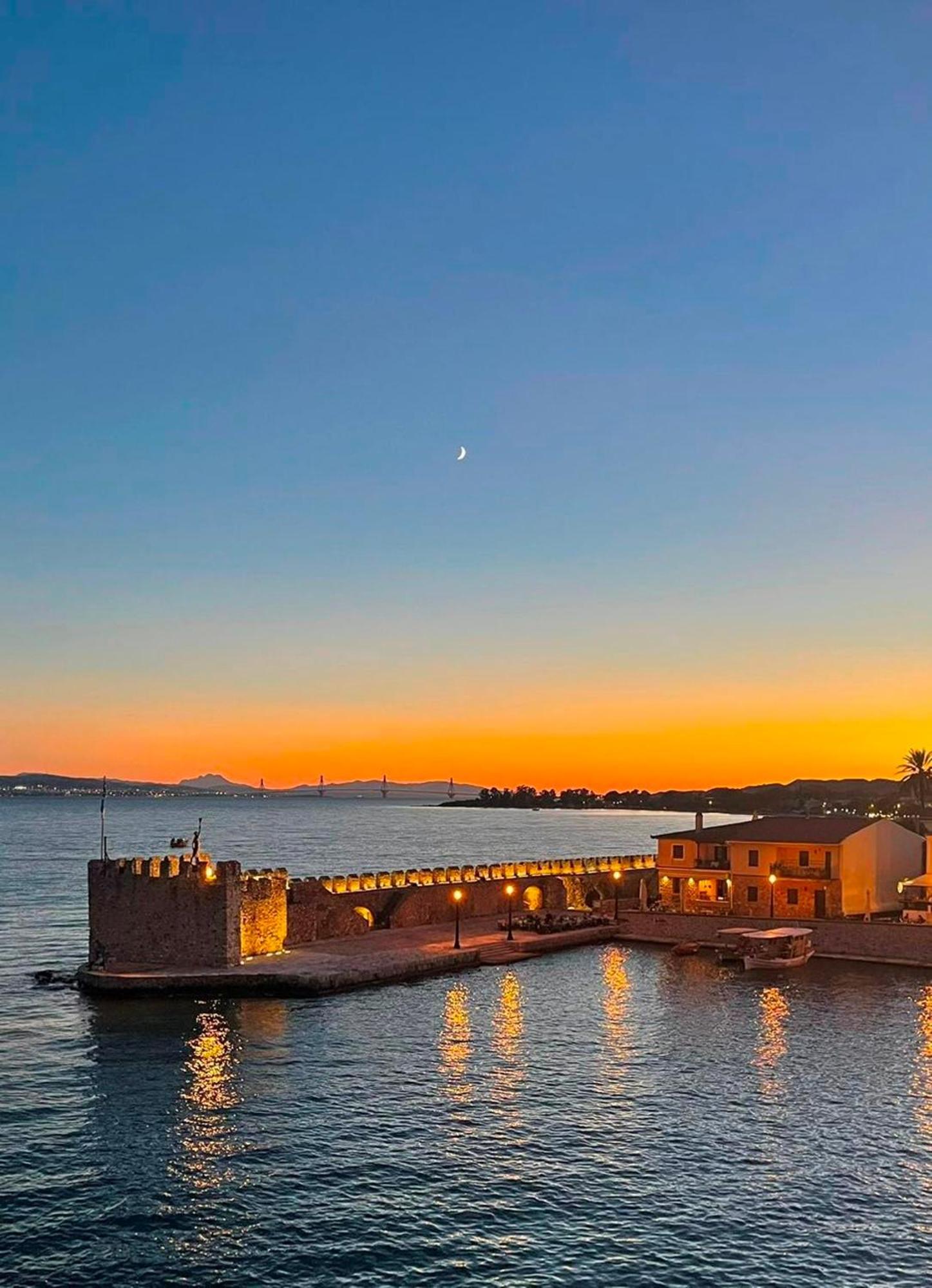 Nostos Luxury Villas With Private Pool In Nafpaktos Buitenkant foto